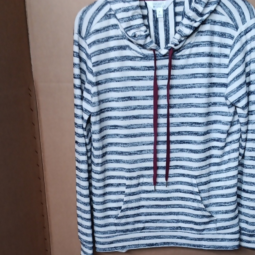 Market & Spruce Black and White Striped Hoodie